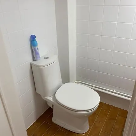 Beautiful 3 Bedroom Apartamento